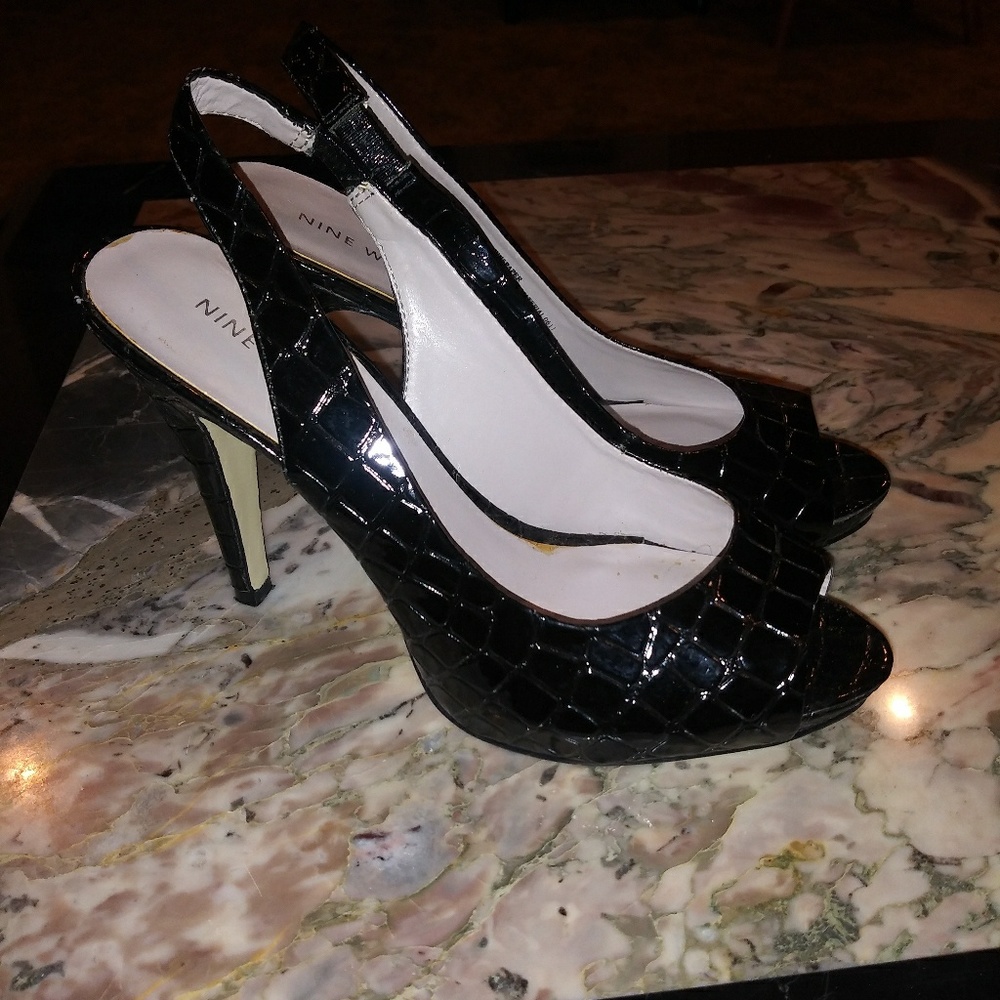 Shoes - Picture 2 of 2
